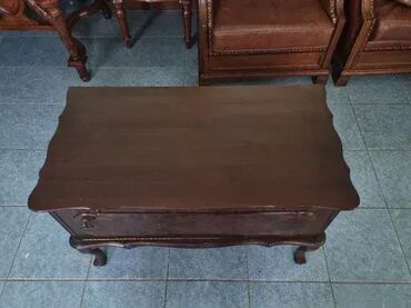 Stilske komode: Komoda u odlicnom stanju. Duzina 90 cm Dubina 48cm Visiva 58 cm na lalafo.rs — 11 Stilske komode: Komoda u odlicnom stanju. Duzina 90 cm Dubina 48cm Visiva 58 cm — 11