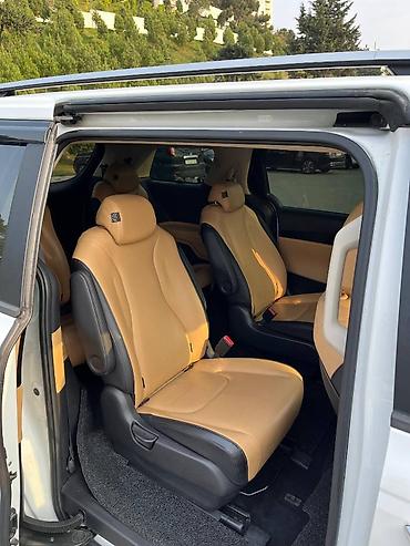 Kia: Kia Carnival: 0.2 l | 2020 il Van/Minivan — 4