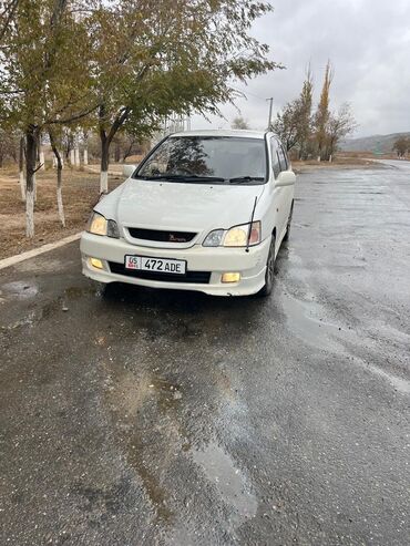 Toyota: Toyota Gaia: 2002 г., 2 л, Автомат, Бензин, Минивэн