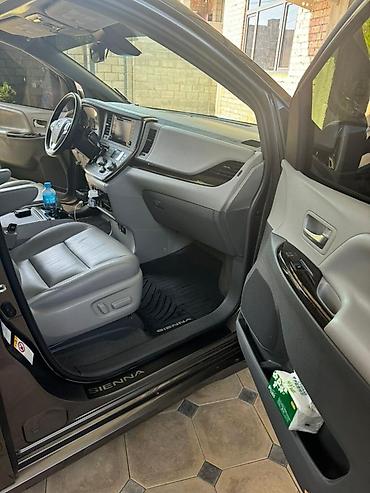 Toyota: Toyota Sienna: 2019 г., 3.5 л, Автомат, Бензин, Минивэн — 5