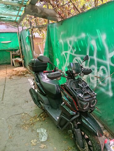 бак на 124: Скутер 150 куб. см, Бензин, Б/у