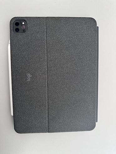 Планшеты: IPad Pro M1 с клавиатурным чехлом и стилусом Комплект: - Планшет — 2