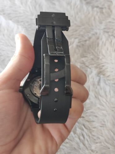 Qol saatları: İşlənmiş, Qol saatı, Hublot, rəng - Qara — 7