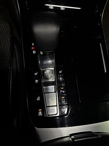 Kia: Kia K7: 2020 г., Седан — 10