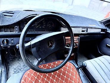обвесы w211: Mercedes-Benz W124: 1989 г., 2.3 л, Кол менен иштөөчү, Бензин, Седан — 2