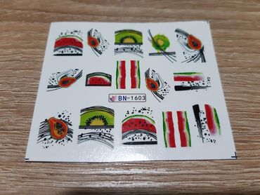 Nega noktiju: Vockice vodene slicice za nokte
Cena za komad 20din na lalafo.rs — 4 Nega noktiju: Vockice vodene slicice za nokte
Cena za komad 20din — 4