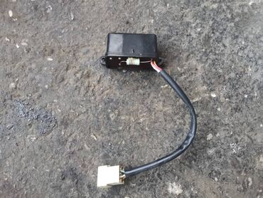 Auto delovi: Relej, potencimetar periodičnog rada brisača Lada Niva, Lade 7 Riva — 1