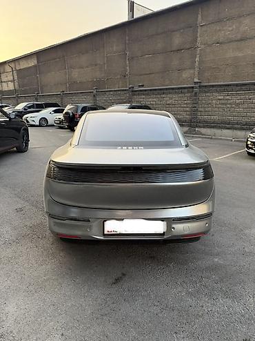 geely m: Zeekr 007: | 2024 г. Седан — 4