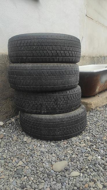 Шины: Комплект из 4 автомобильных шин без дисков.235.55.19 — 2