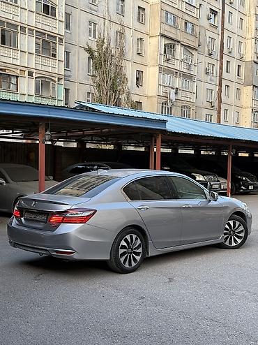 100: Honda Accord: 2017 г., 2 л, Автомат, Гибрид, Седан — 9