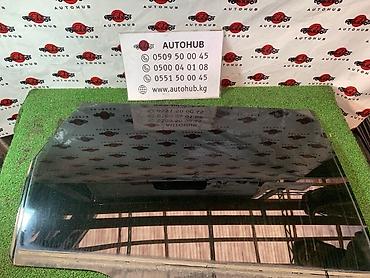Боковое стекло заднее правое для Honda Odyssey RA6 (2001 г., двигатель
