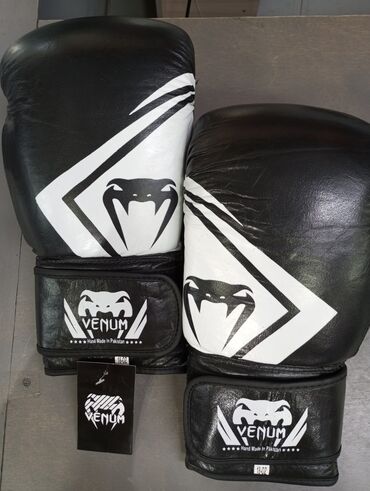 спорт перчатки: Боксерские перчатки кожанные боксёрские перчатки 18 унц
