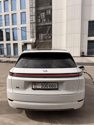 Lixiang: Lixiang L7: 2024 г., 1.5 л, Гибрид, Кроссовер — 9