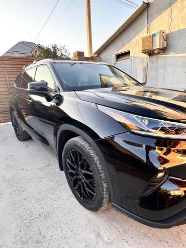 Toyota: Toyota Highlander: 2020 г., 3.5 л, Вариатор, Бензин, Кроссовер — 2