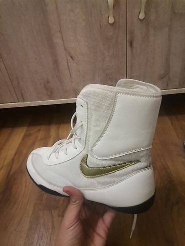 boks kaska: Boks brasofkasi Nike — 3