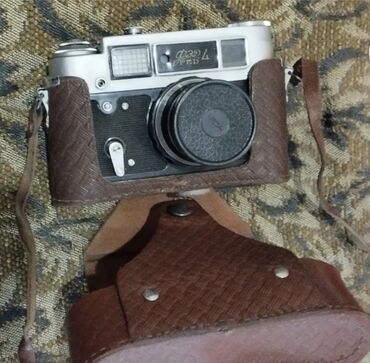 фотоаппарат мыльница: Продам 
Фотоаппарат Фэд-4
Фотовспышка
Фотоувеличитель
Сушилка для фото