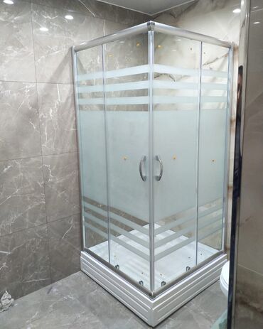 Duş kabinaları, arakəsmələr: Üstü qapalı kabina -da lalafo.az — 17 Duş kabinaları, arakəsmələr: Üstü qapalı kabina — 17