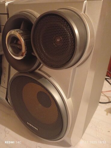 Musiqi mərkəzləri: Samsung MAX-ZJ850 mini komponent audio sistemi - 2 güclü akustik — 2