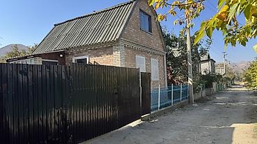 дача аэропорт: 2 комнаты, 500 м², 500 соток, Бишкек, Дача СУ с — 1