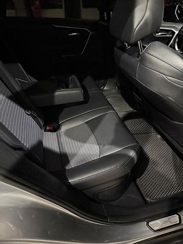 Toyota: Toyota RAV4: 2020 г., 2.5 л, Автомат, Гибрид, Кроссовер — 9