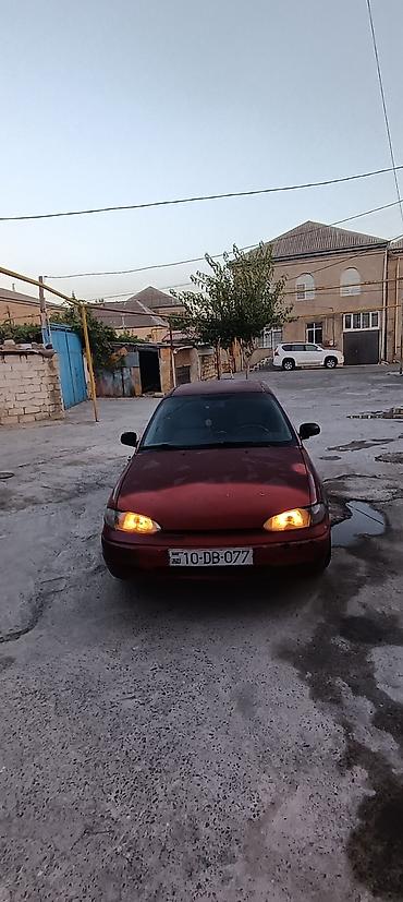 Hyundai Accent: 1.5 l | 1995 il Sedan