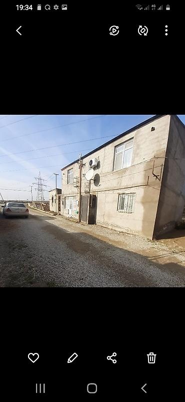 2mərtəbəli evlər: 4 otaqlı, 220 kv. m, Kredit yoxdur, Orta təmir — 4