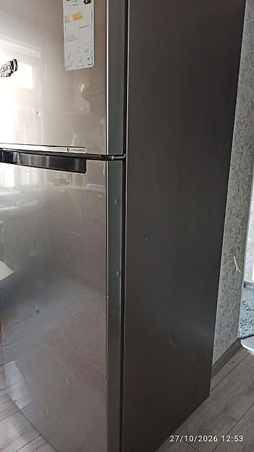 free: Samsung iki qapılı soyuducu-dondurucu - Model: RT43K6000S8 (etiketdə — 8