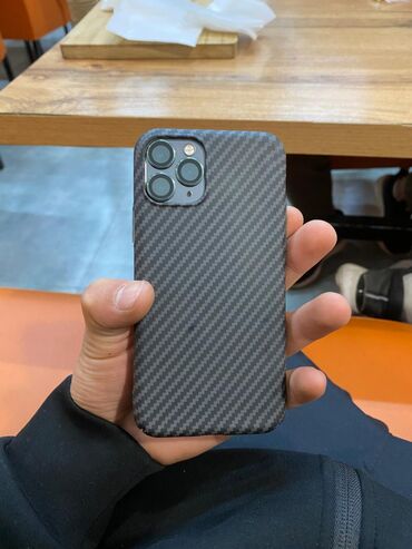 Apple iPhone: IPhone 11 Pro, Б/у, 256 ГБ, Черный, Зарядное устройство