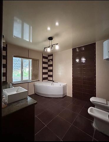 Долгосрочная аренда домов: 310 м², 7 комнат — 16