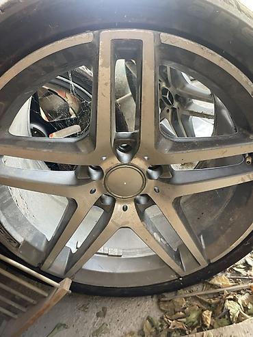 19 5 мерс: R18 AMG 1шт оригинал 2шт китай ( есть варки в обоих дисках) 2покрышки — 2