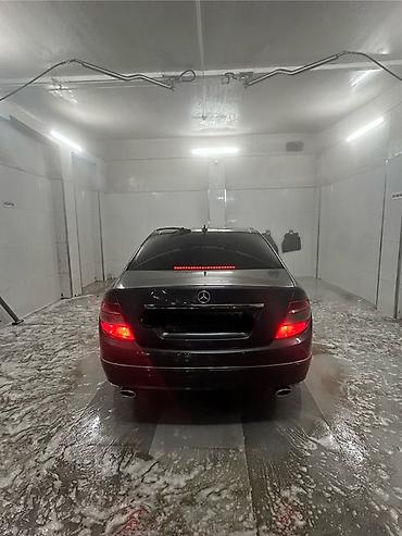 ateko yuk masini: Mercedes-Benz C-Class: 2.3 l | 2008 il Sedan — 2
