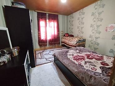 sumqayit 18 mikrorayon: 6 otaqlı, 256 kv. m, Orta təmir — 5