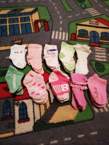 stvari za bebe u Srbija | KOMPLETI ODEĆE: 10 čarapica za bebe