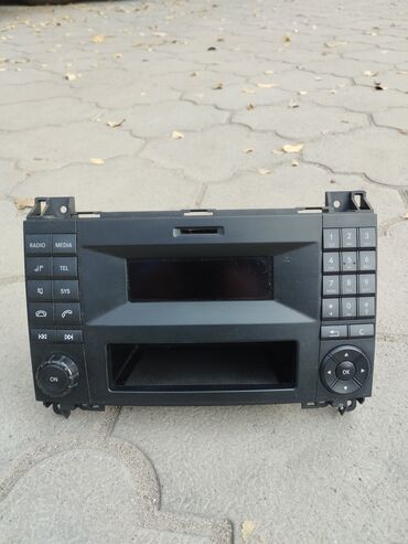 кассетный магнитафон: Продаю магнитофон от sprinter rex. 3000 сом