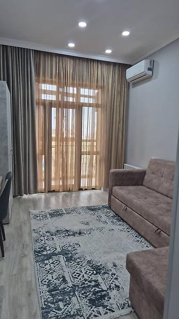 Долгосрочная аренда квартир: 3 комнаты, Риэлтор, Без подселения, С мебелью полностью — 12