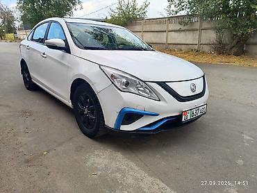 Dongfeng: Dongfeng S30: 2018 г., 2.5 л, Автомат, Электромобиль, Седан — 3