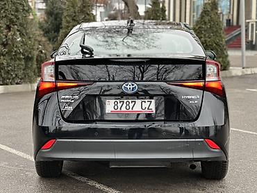 Toyota: Toyota Prius: 2019 г., 1.8 л, Автомат, Гибрид, Хэтчбэк — 4