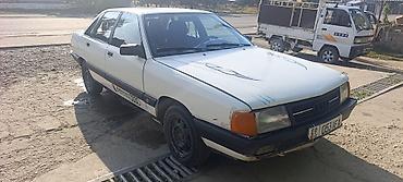 ford focus 2012: Audi 100: 1988 г., 1.8 л, Механика, Бензин, Седан — 2