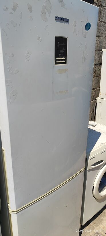 32 дюймовый монитор: Муздаткыч Samsung, Эки камералуу, No frost
