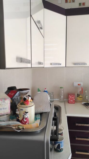 Uzunmüddətli kirayə mənzillər: Salam 7/24 zeng ve vassap aktivdi ev uzunmuddetii kiraye verilir — 14