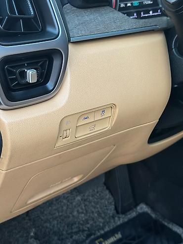 Kia: Kia Sorento: 2021 г., Кроссовер — 12