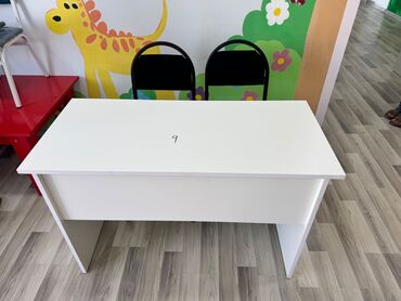 Офисные шкафы: Parta 35 azn 
Otracaq 14 azn 
Bir basa anbardan verilir 
Catirlma var