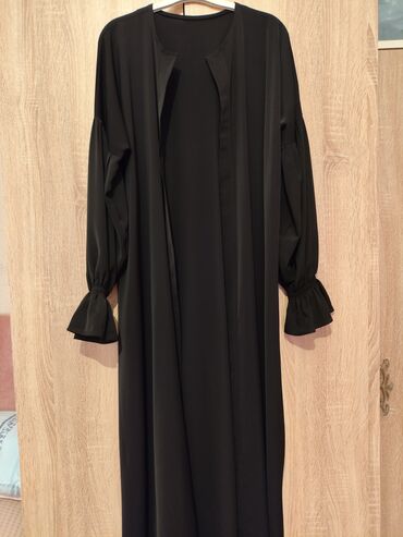 hicablilar ucun deniz geyimi: Abaya mədinə ipəyi Yenidir 55 azn almışam.Ölçü 44 ölçüdən 48 qədər