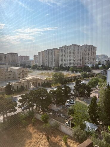 квартиры в новостройках в кредит в баку: Bakı, Əhmədli, 2 otaqlı, Köhnə tikili, m. Həzi Aslanov, 49 kv. m