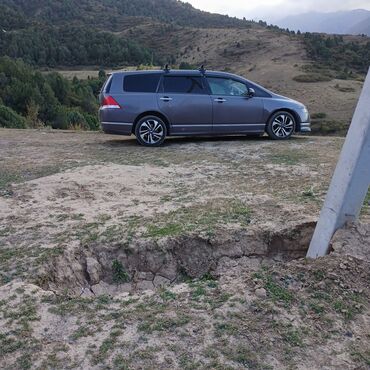 продаю после дтп: Honda Odyssey: 2005 г., 2.4 л, Вариатор, Бензин, Вэн/Минивэн