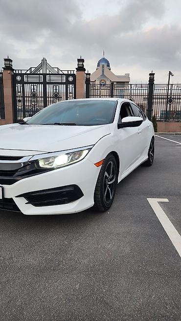 Honda: Honda Civic: 2017 г., 2 л, Бензин, Седан — 1