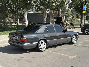Унаа сатуу: Mercedes-Benz 220: 1993 г., 2.2 л, Кол менен иштөөчү, Бензин, Седан — 3