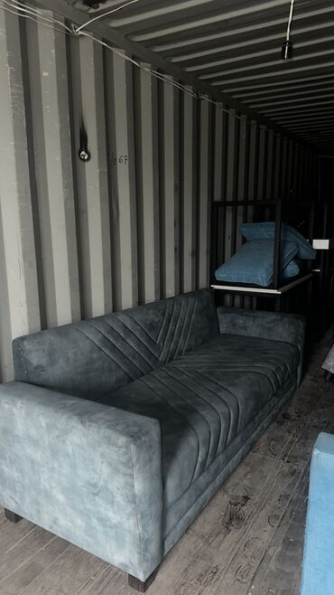 диваны для офиса: Түз диван, Колдонулган