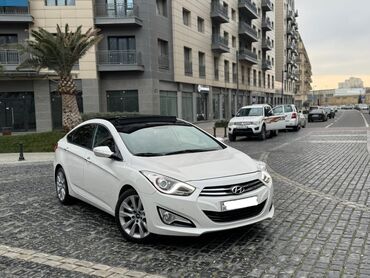 hunday sonata 1996: Hyundai i40: 1.7 l | 2014 il Sedan