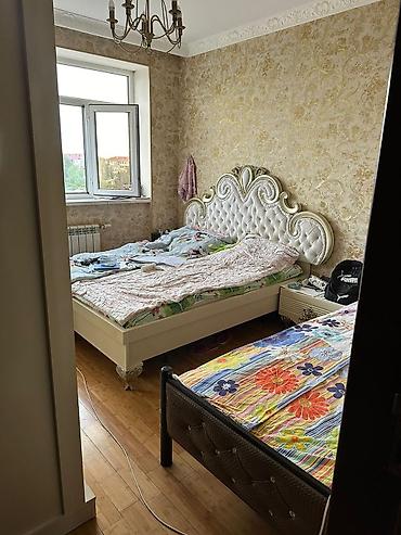 otağ: Kirayə 4 otaqlı mənzil. Student qızlar üçün 4 otaqlı mənzil. 1 nəfər — 5